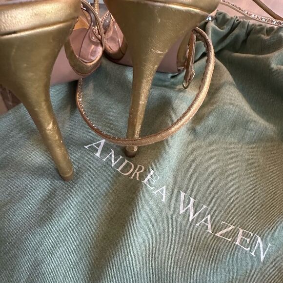 Andrea Wazen Gold Strappy Women's Shoes - Picture 5 of 10
